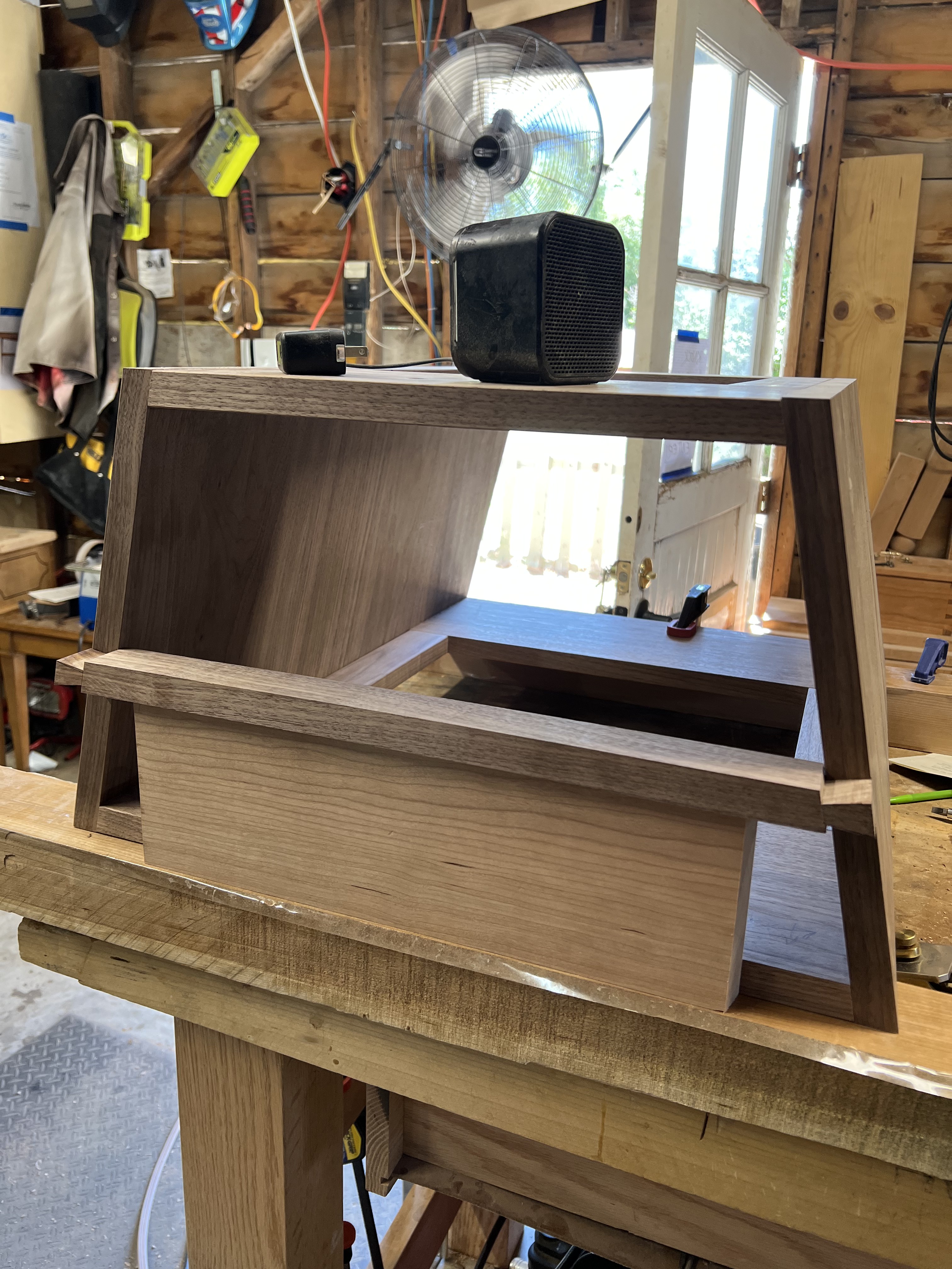 Fitting dovetail frame